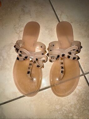Clear Nude Bow Jelly Thong Sandals with Gold Studs